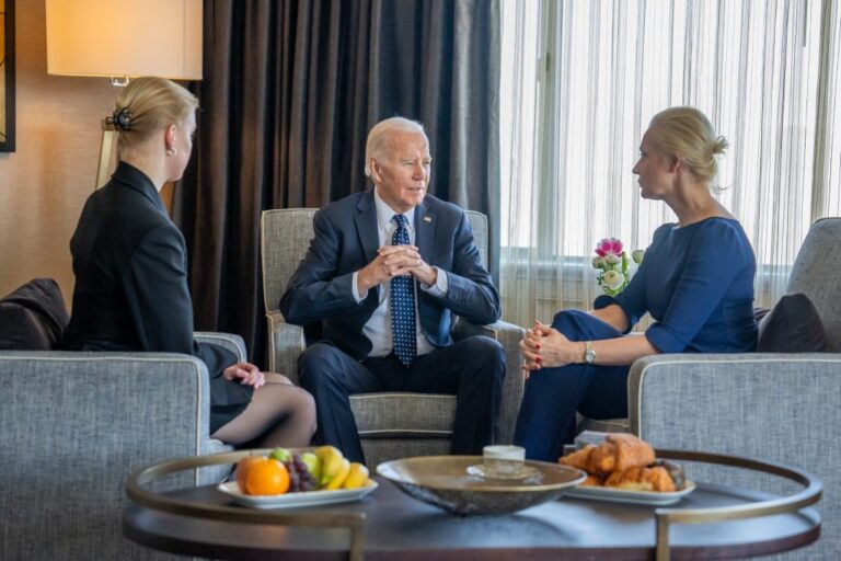 Biden Meets with Navalny Widow, Affirms White House